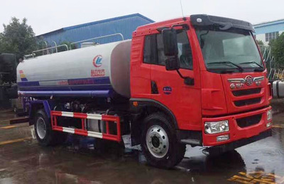 众多解放洒水车，终有一款是你倾心的环卫利器